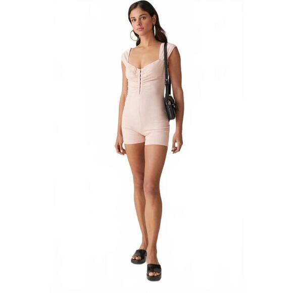 Urban Outfitters Blush Pink Catsuit Romper w/ Hook & Eye Front – Women’s M - Picture 1 of 8